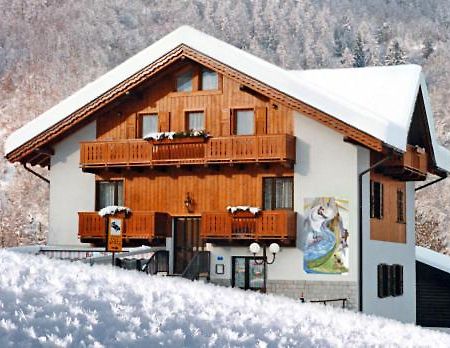 Jolly B&B - Affittacamere Dimaro Dış mekan fotoğraf